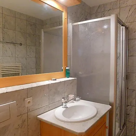 Apartment Villars-sur-ollon Sleeps 8 Wifi